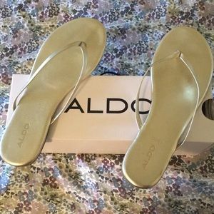 Aldo Sandals